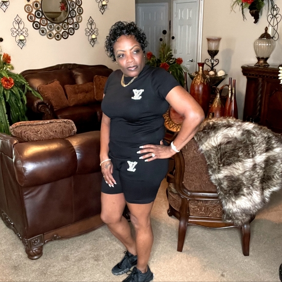 Signature short set - Picture 3 of 4